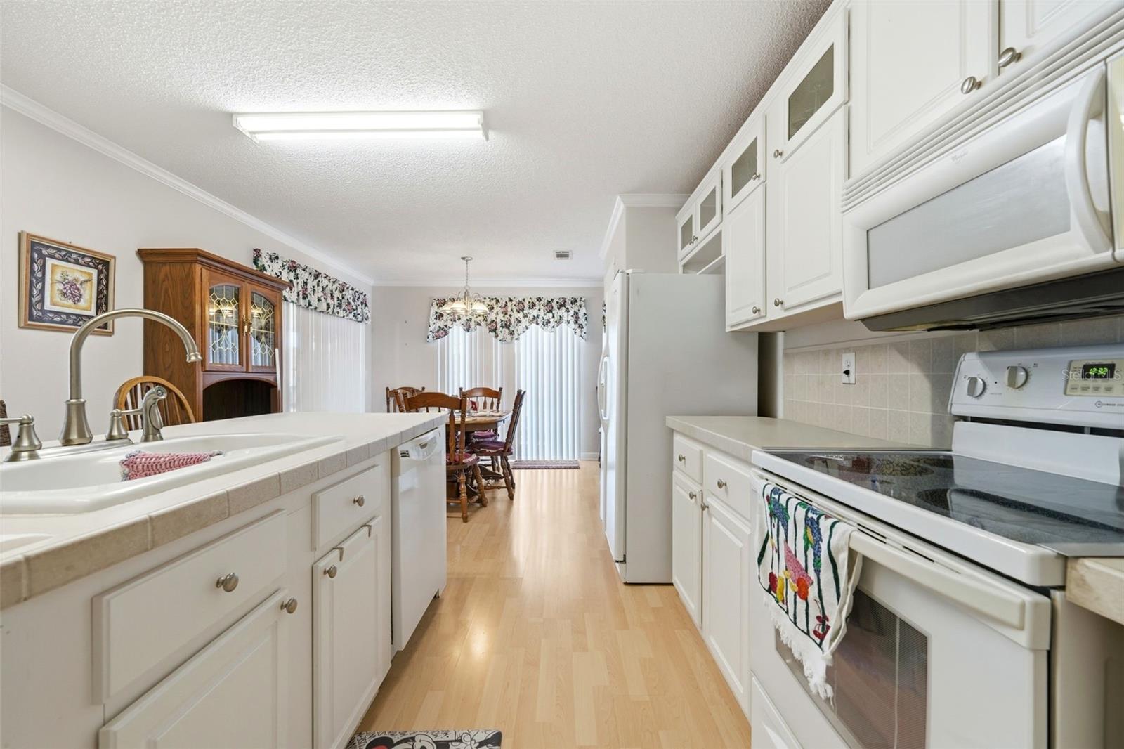 Image 10 of 39 For 11836 Sussex Hill Way