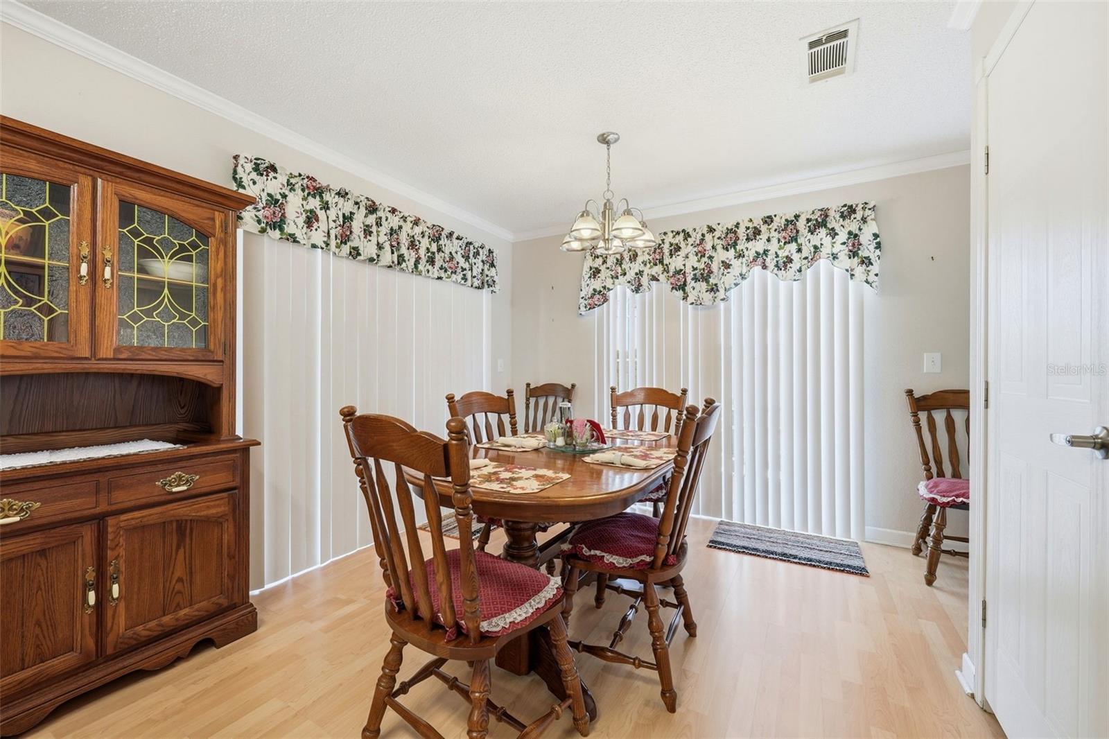 Image 13 of 39 For 11836 Sussex Hill Way