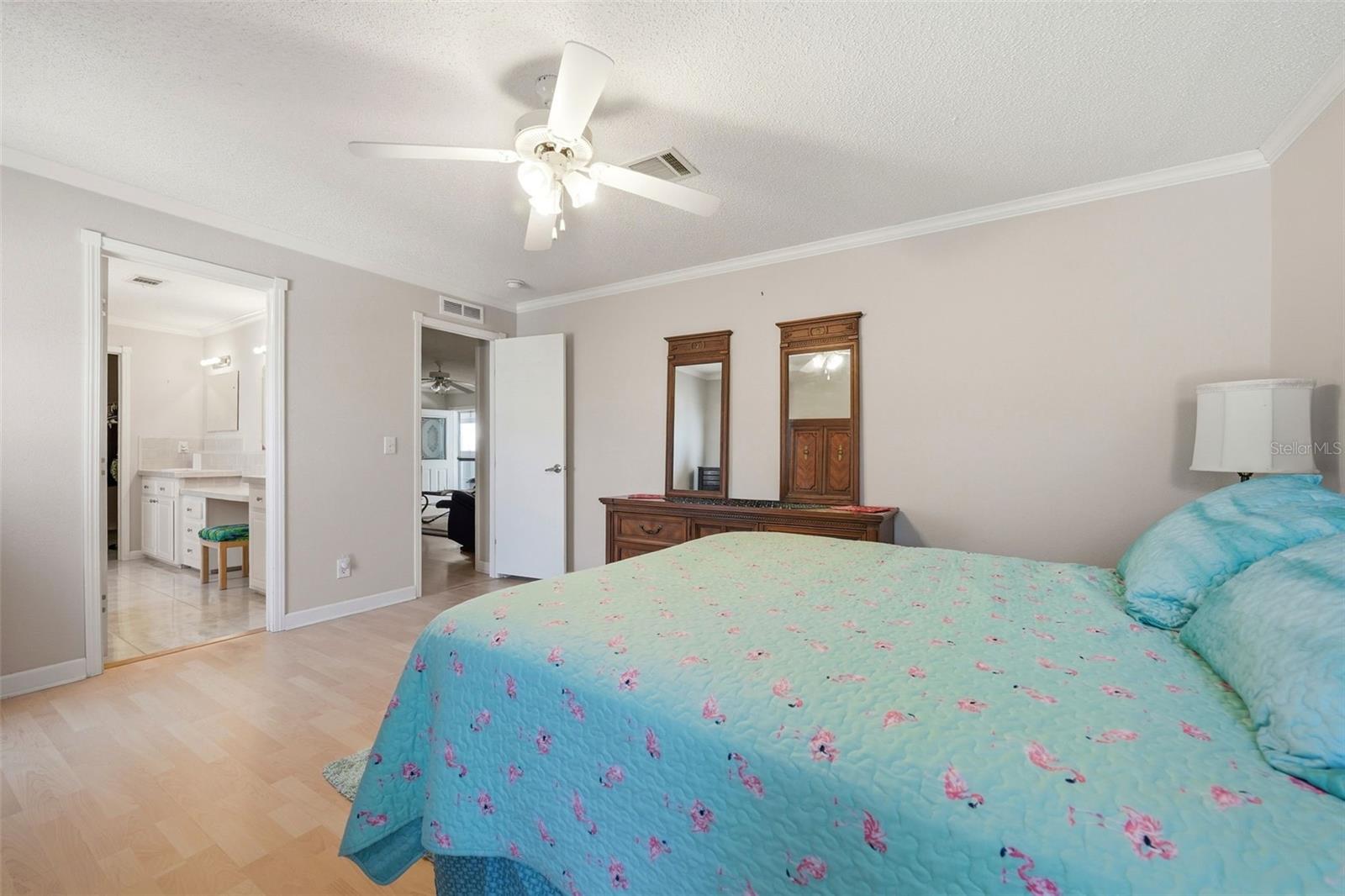 Image 16 of 39 For 11836 Sussex Hill Way