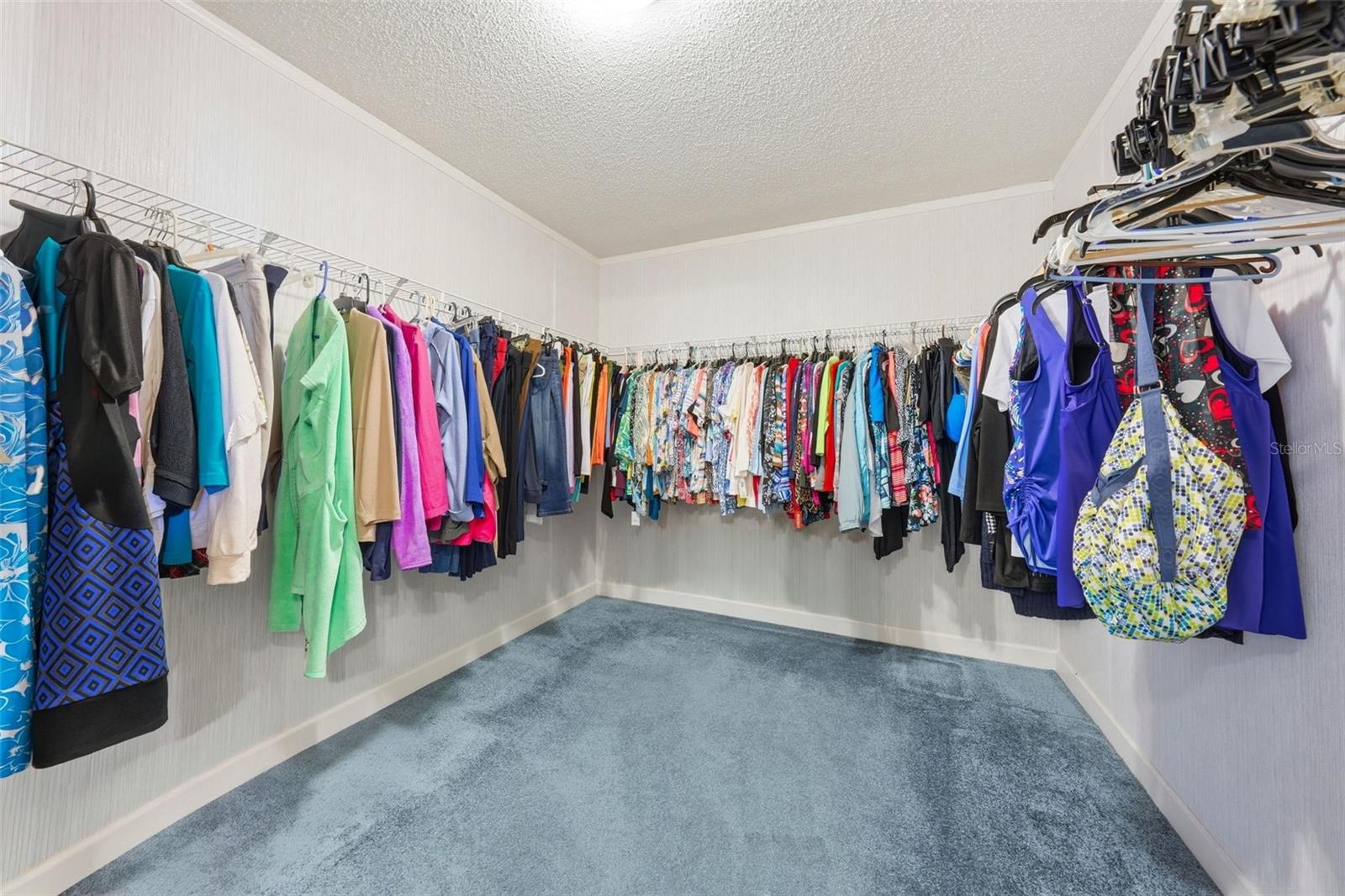 Image 18 of 39 For 11836 Sussex Hill Way