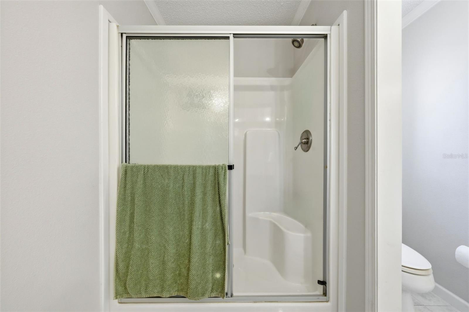 Image 21 of 39 For 11836 Sussex Hill Way