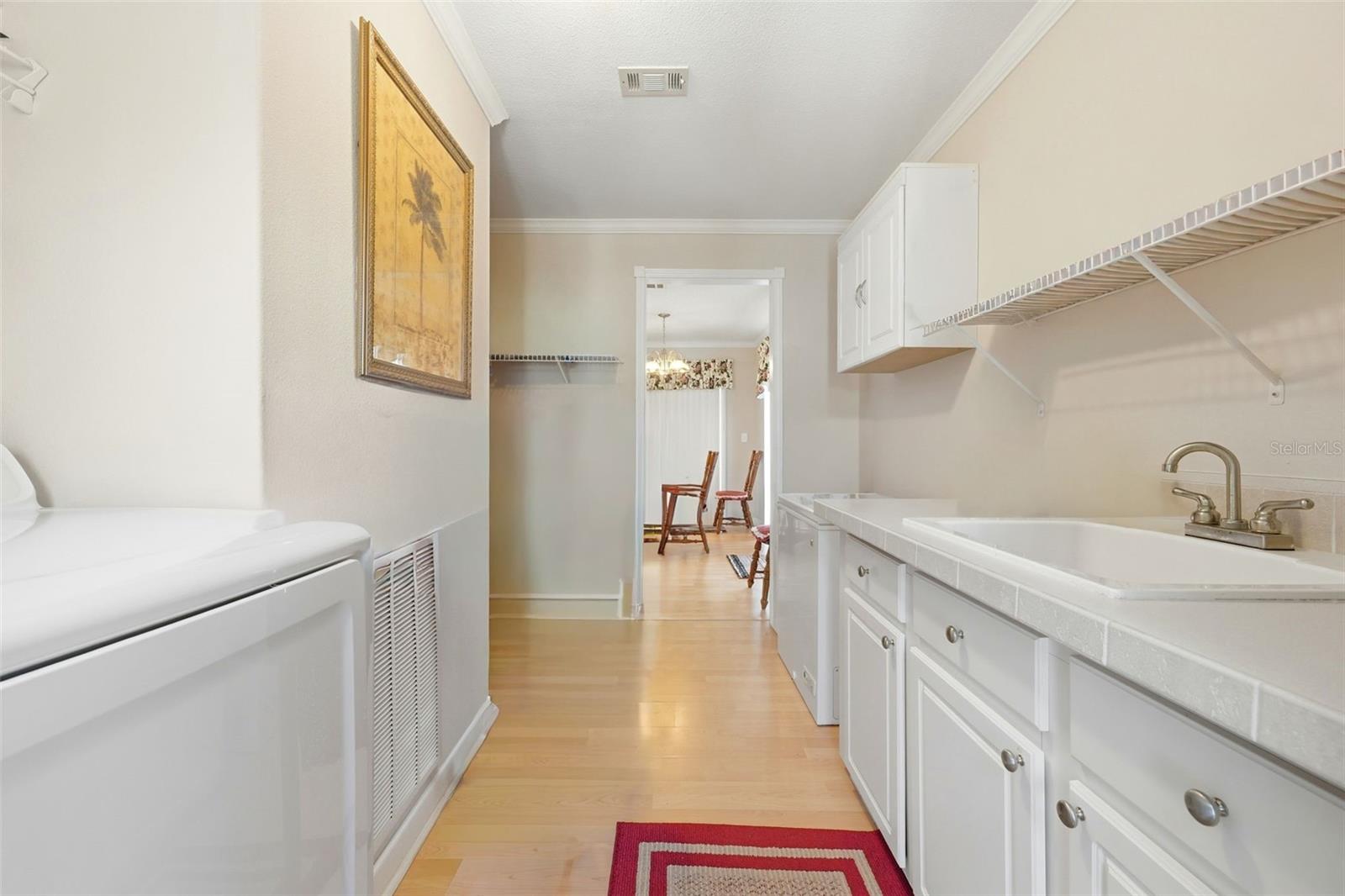 Image 29 of 39 For 11836 Sussex Hill Way