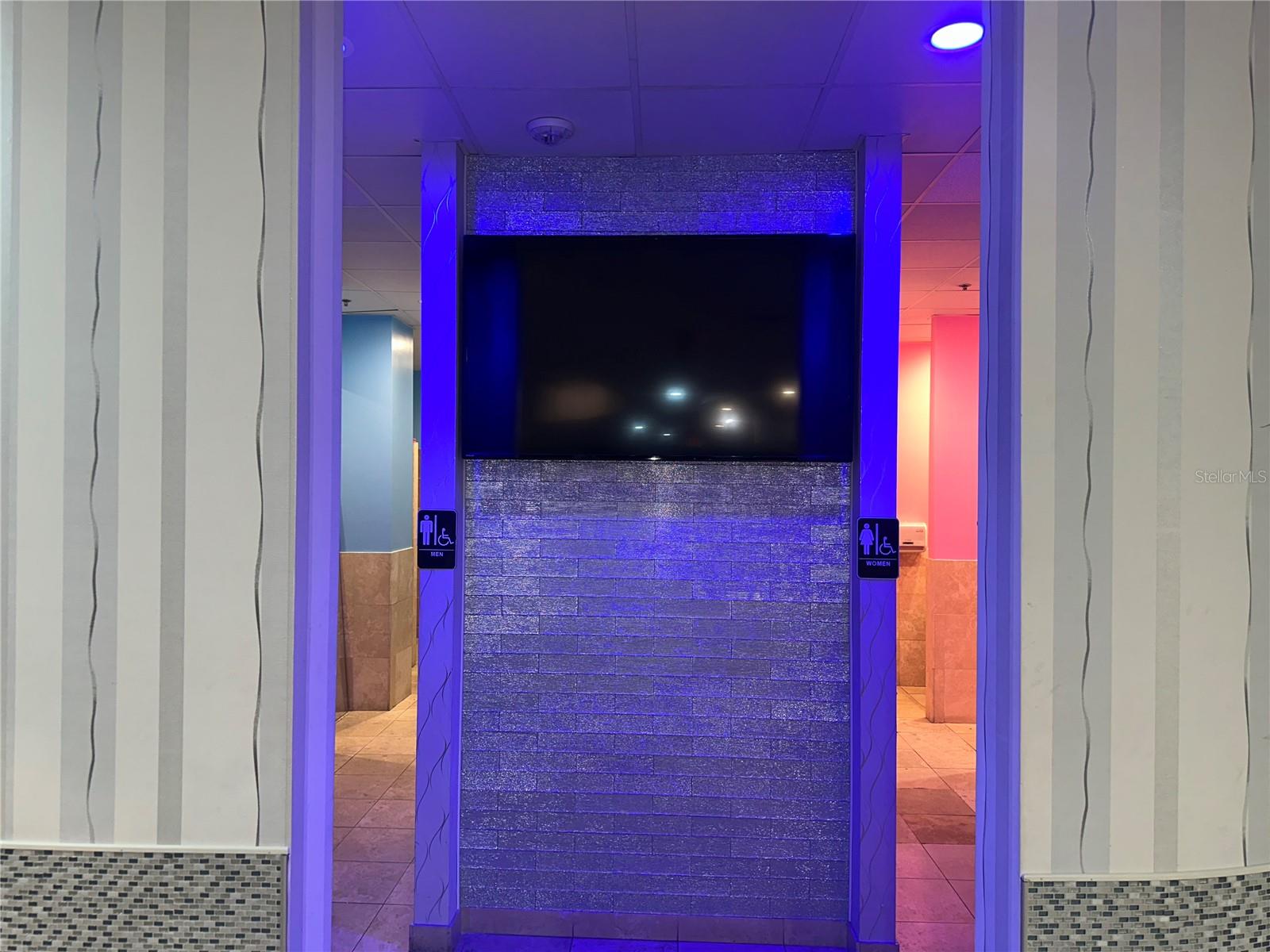 Image 10 of 23 For 6405 Raleigh Street