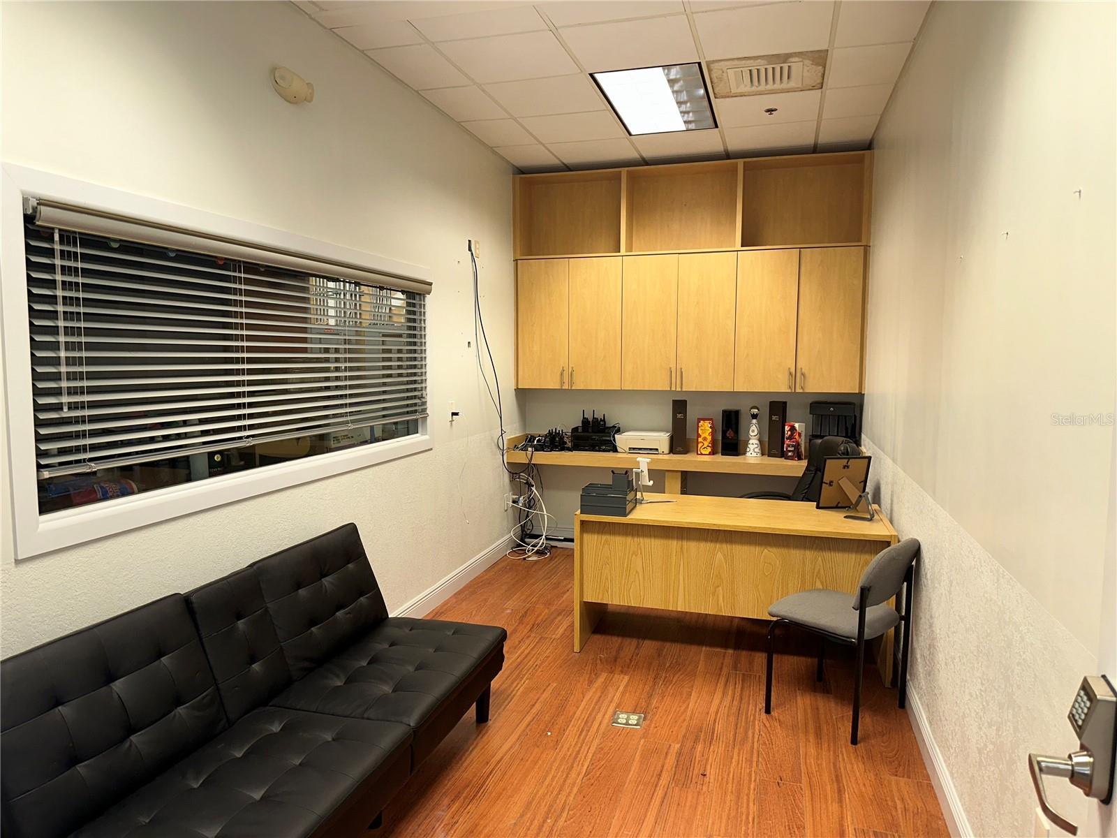 Image 13 of 23 For 6405 Raleigh Street