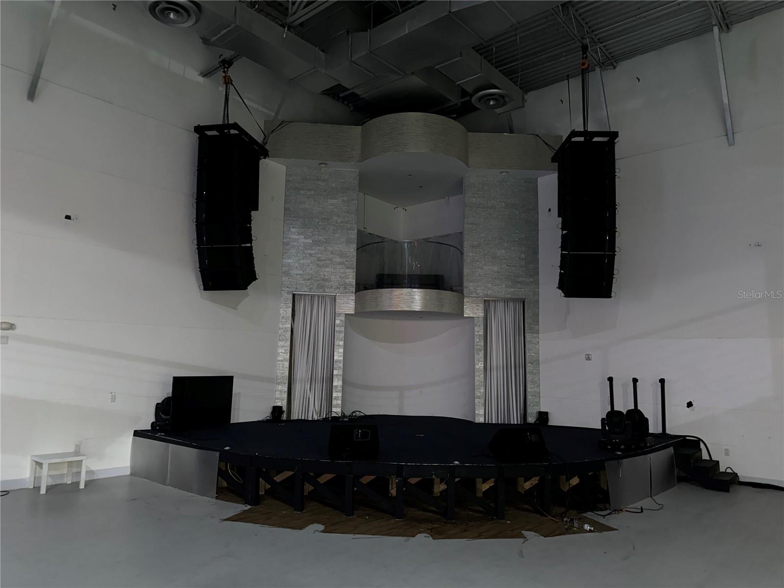 Image 15 of 23 For 6405 Raleigh Street