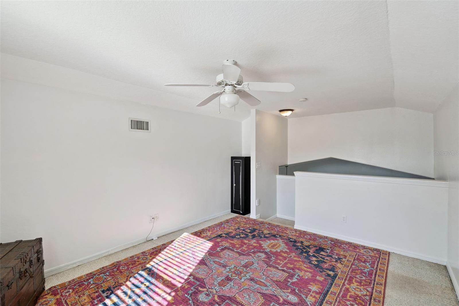 Image 10 of 34 For 8856 Courtyard Lane