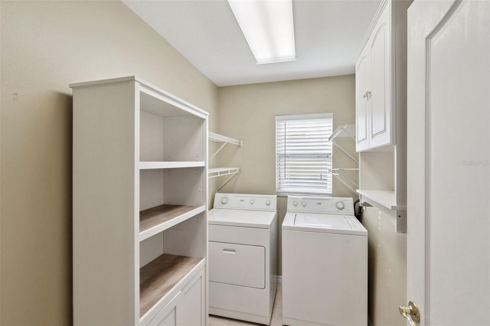 Image 20 of 34 For 8856 Courtyard Lane