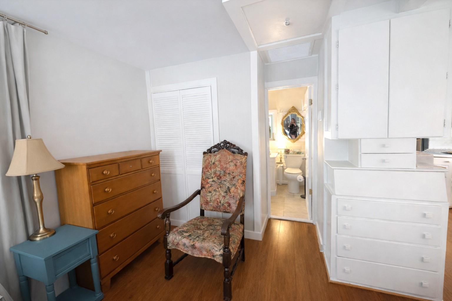 Image 12 of 14 For 721 1-2 Park Drive