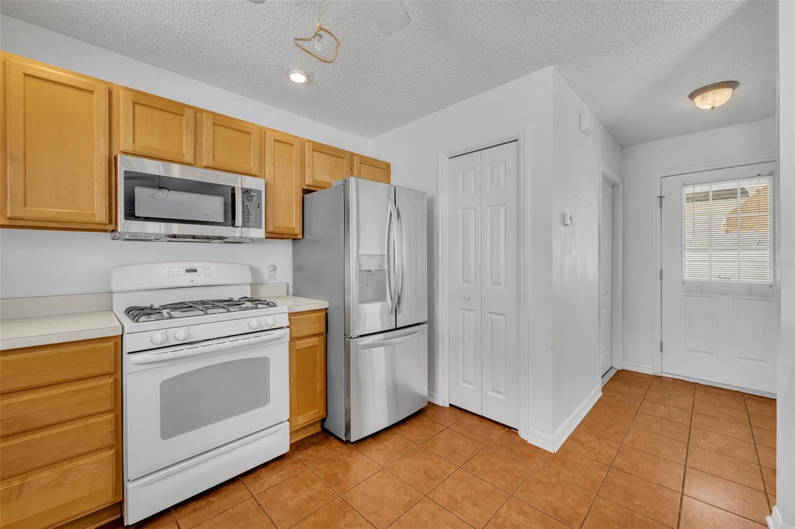 Image 18 of 46 For 16820 80th Bathurst Court