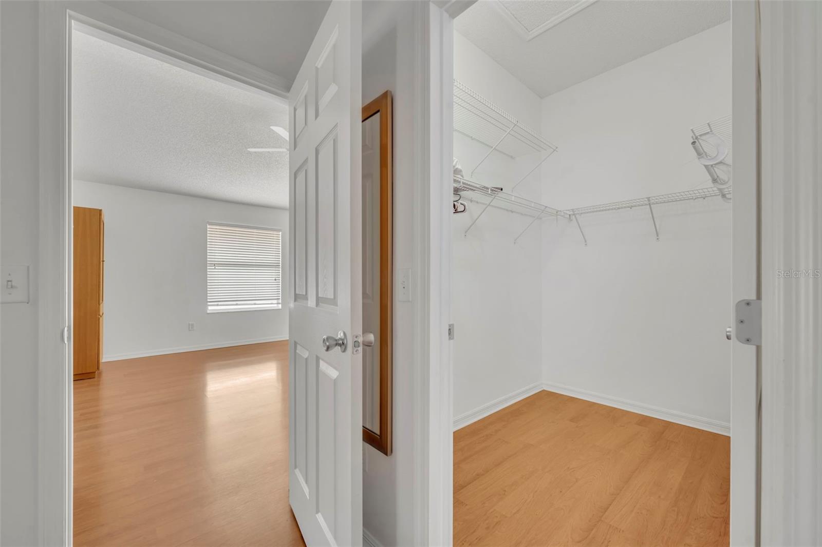 Image 22 of 46 For 16820 80th Bathurst Court