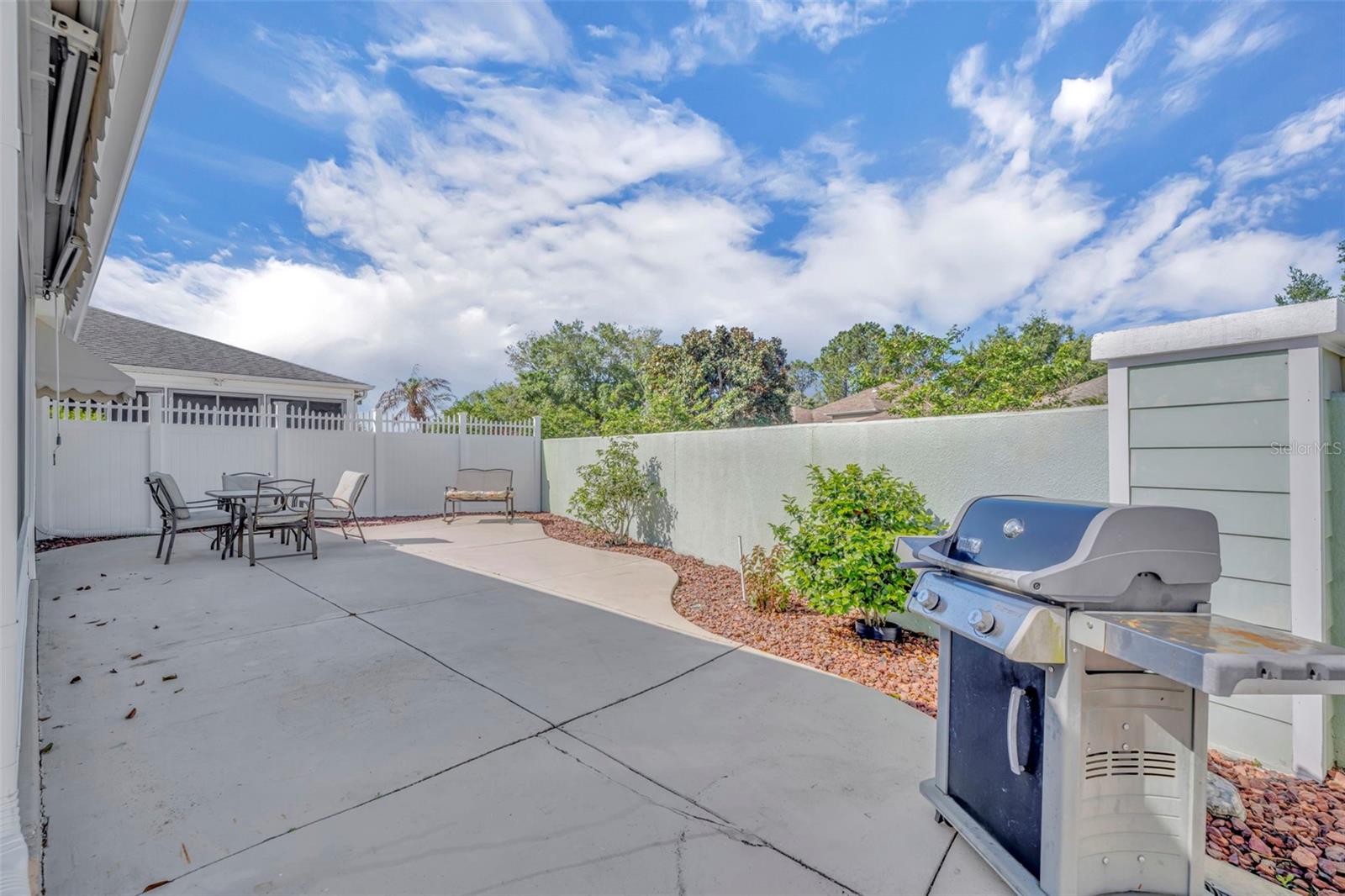 Image 27 of 46 For 16820 80th Bathurst Court