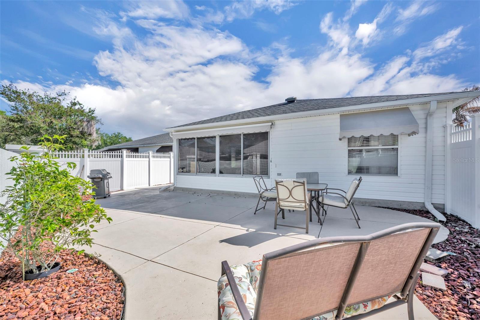 Image 29 of 46 For 16820 80th Bathurst Court