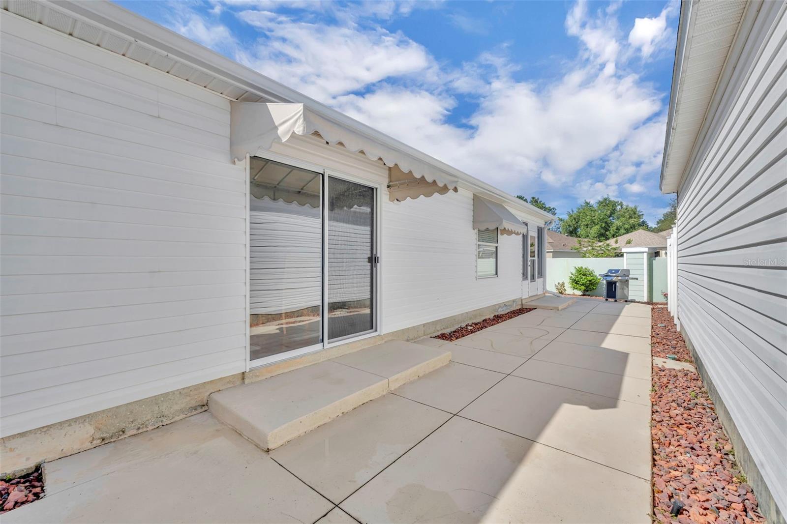 Image 31 of 46 For 16820 80th Bathurst Court