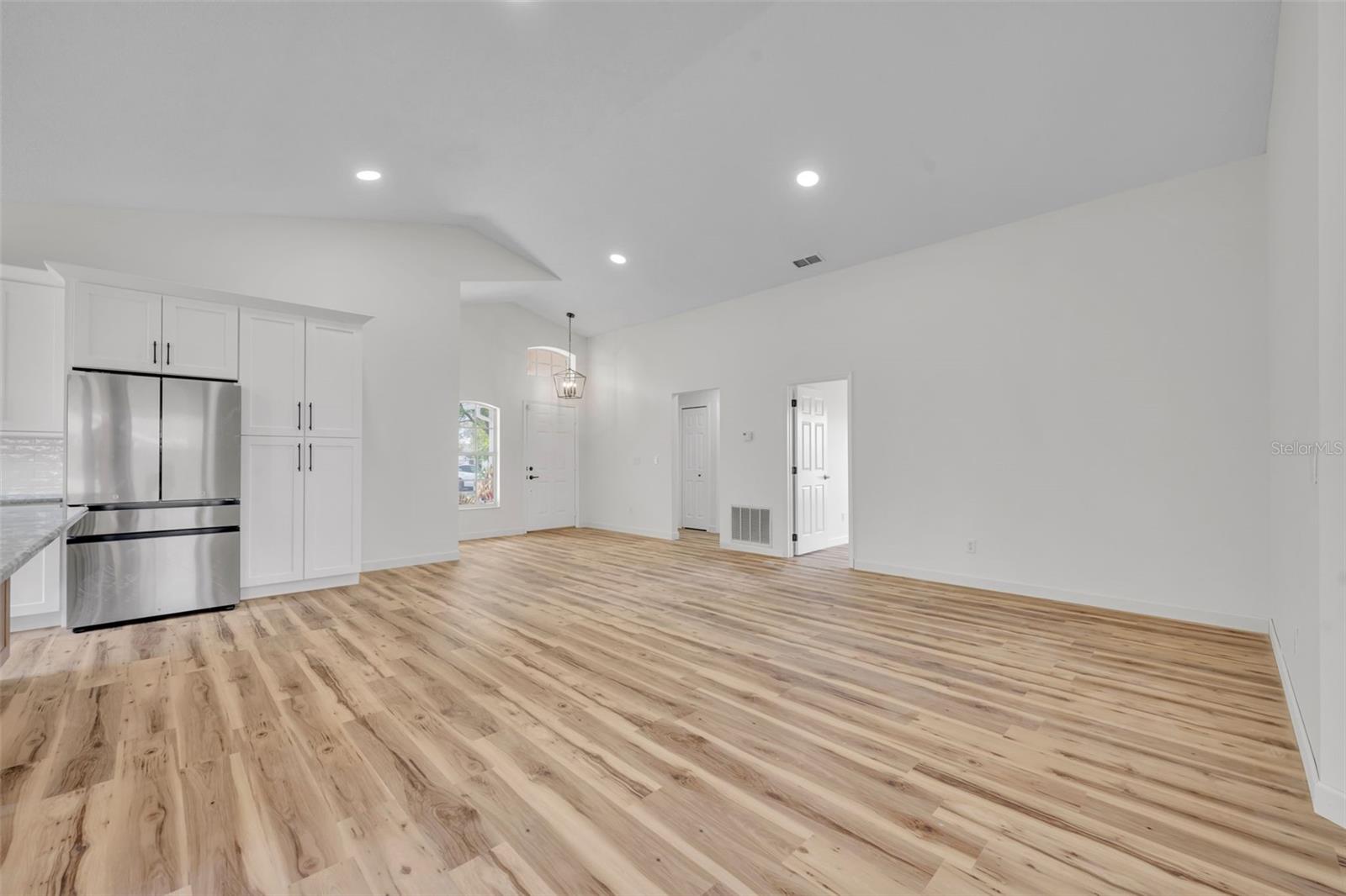 Image 10 of 46 For 3635 Kingswood Court