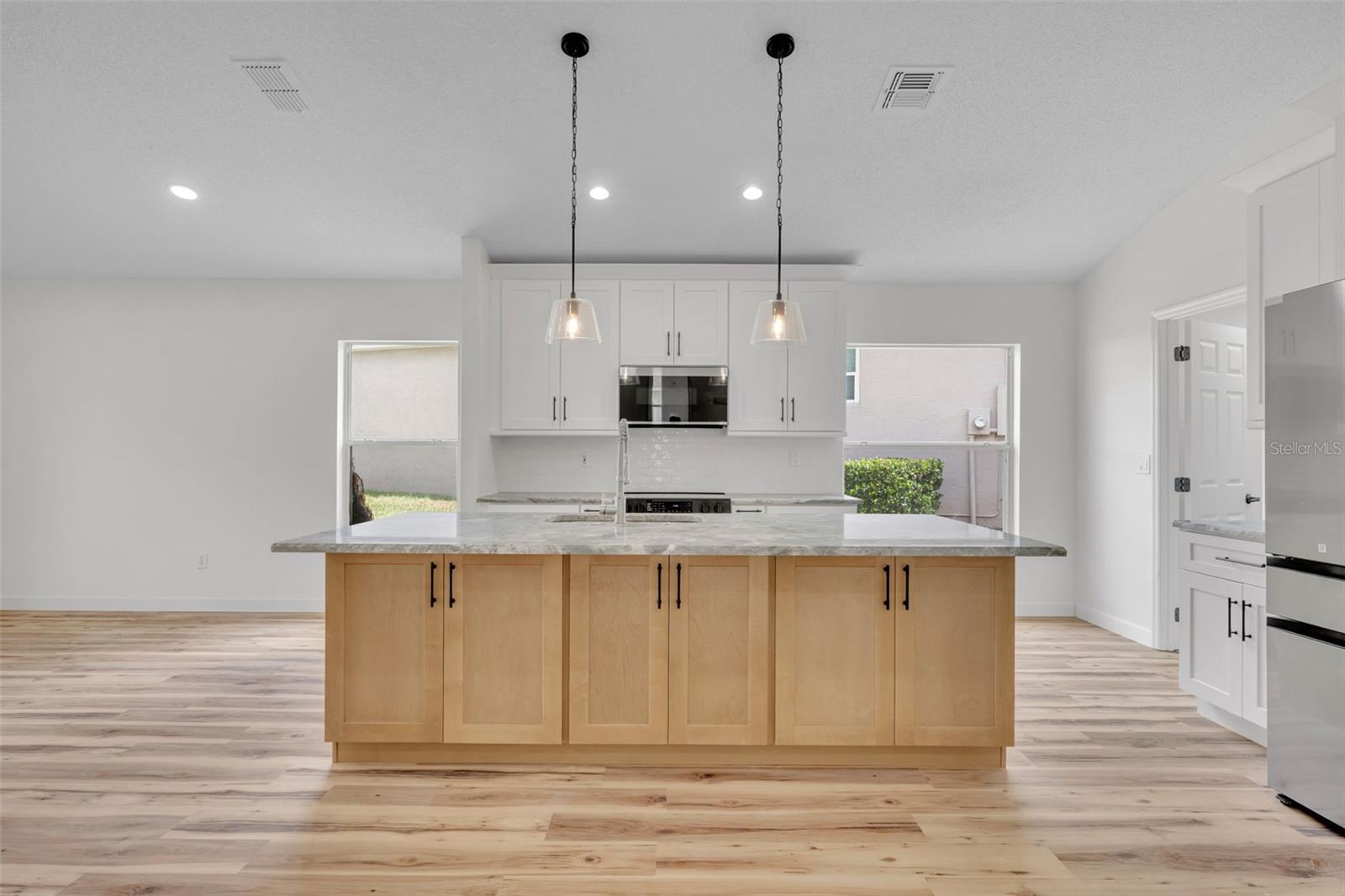 Image 15 of 46 For 3635 Kingswood Court