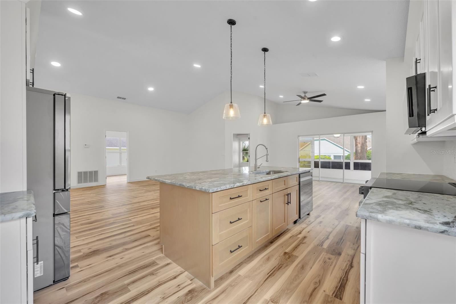 Image 17 of 46 For 3635 Kingswood Court