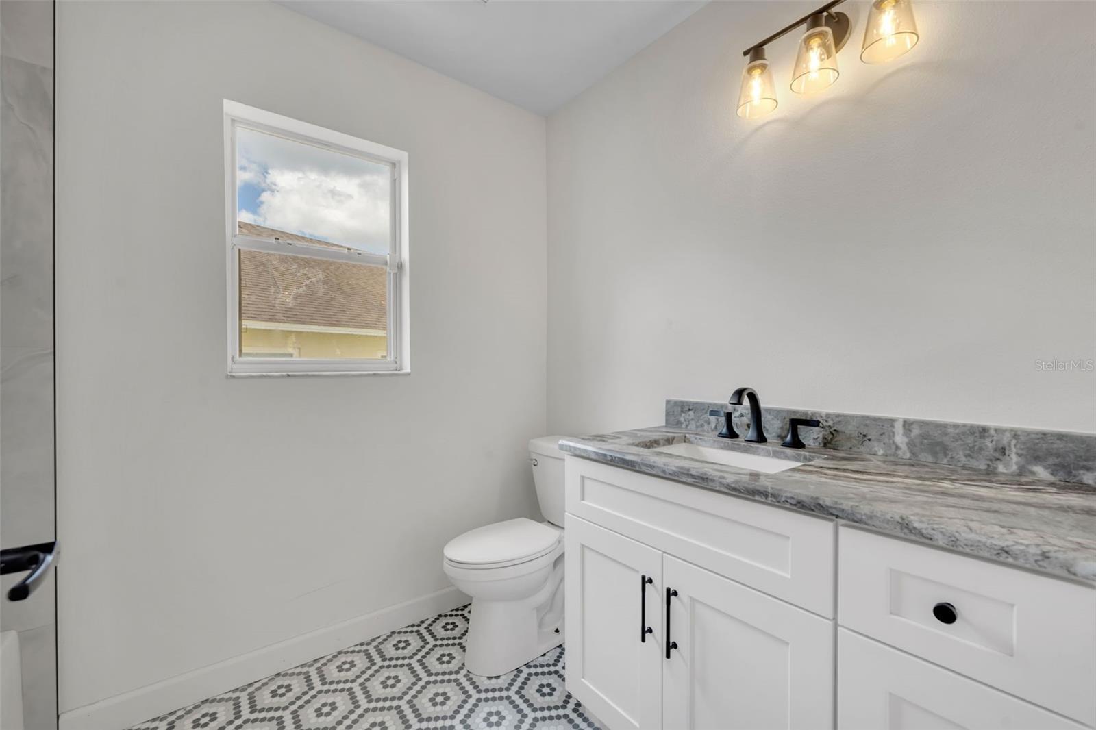 Image 29 of 46 For 3635 Kingswood Court