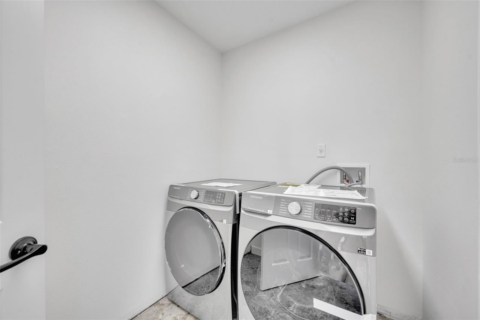 Image 32 of 46 For 3635 Kingswood Court