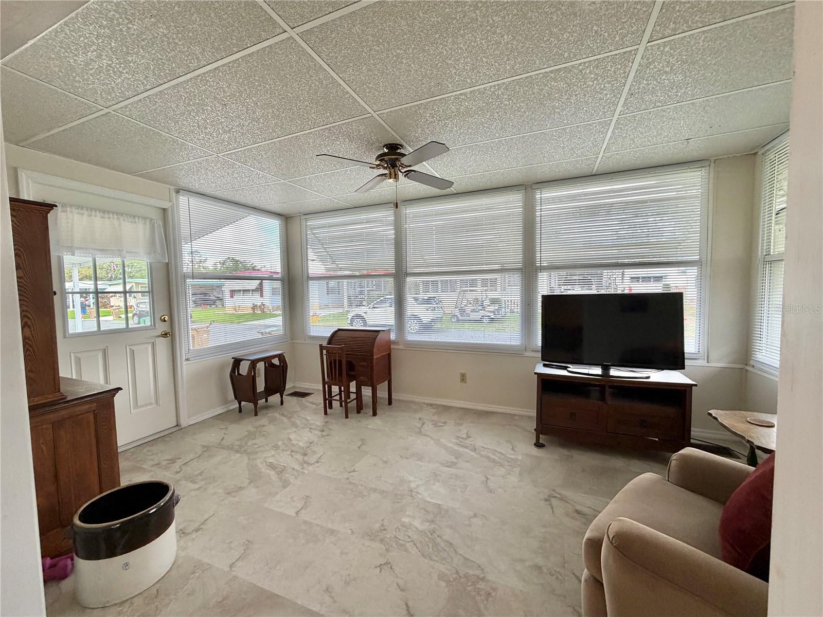 Image 3 of 68 For 158 Hibiscus Way