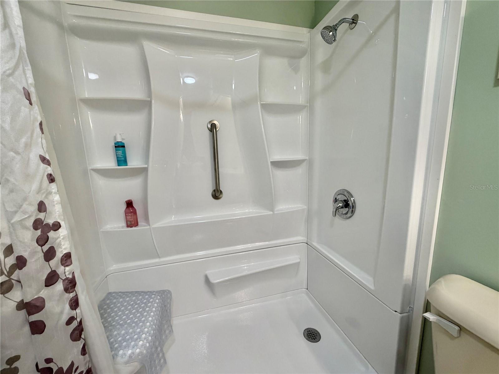 Image 30 of 68 For 158 Hibiscus Way