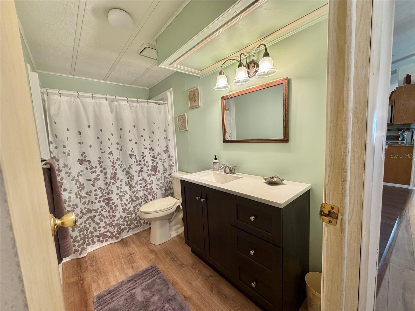 Image 32 of 68 For 158 Hibiscus Way