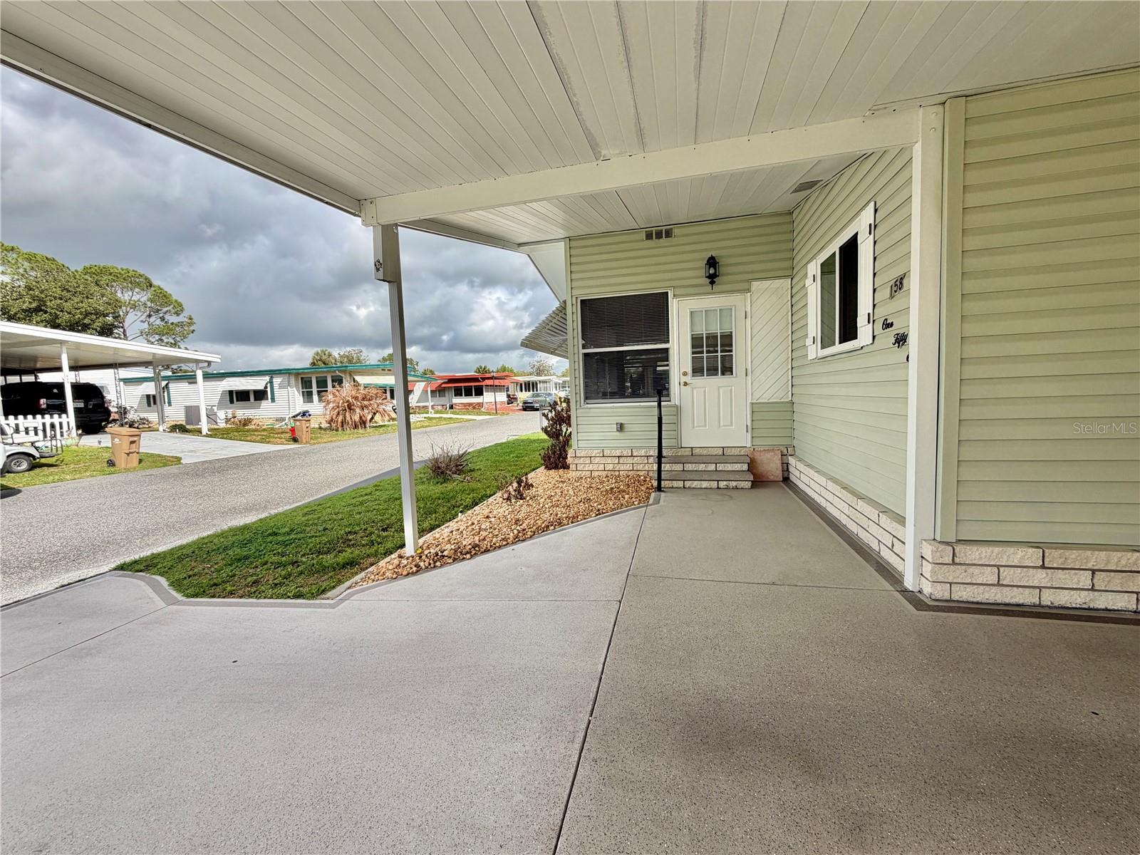 Image 53 of 68 For 158 Hibiscus Way