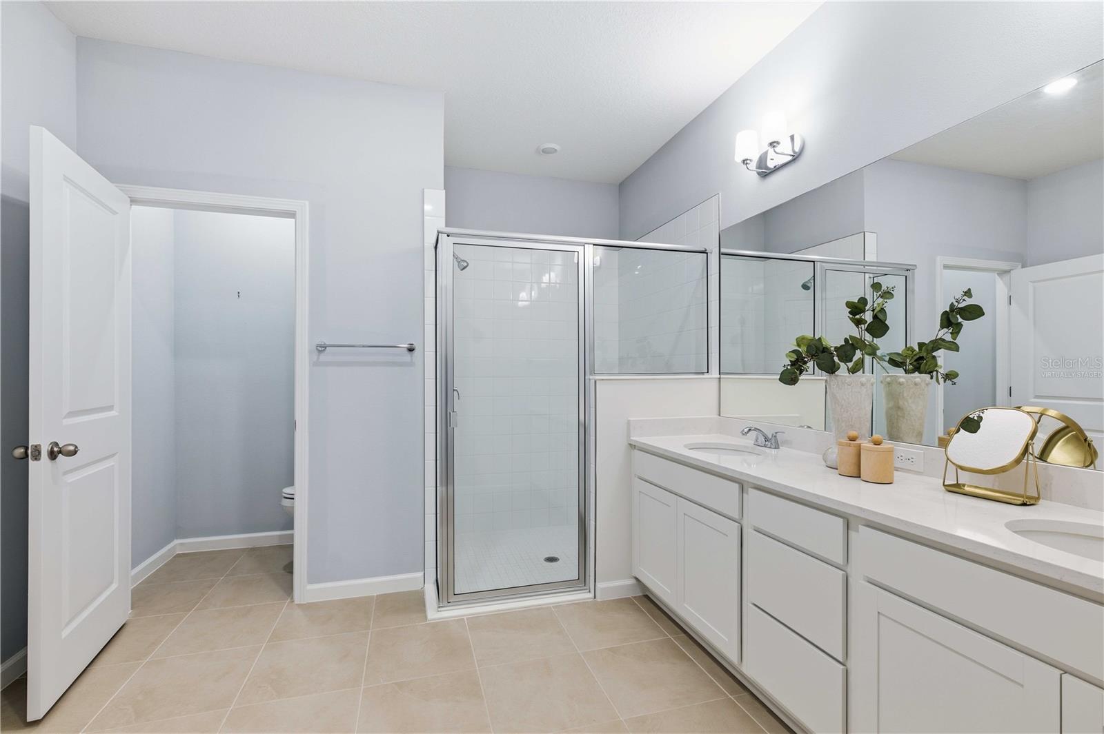 Image 12 of 25 For 5461 Camberly Court