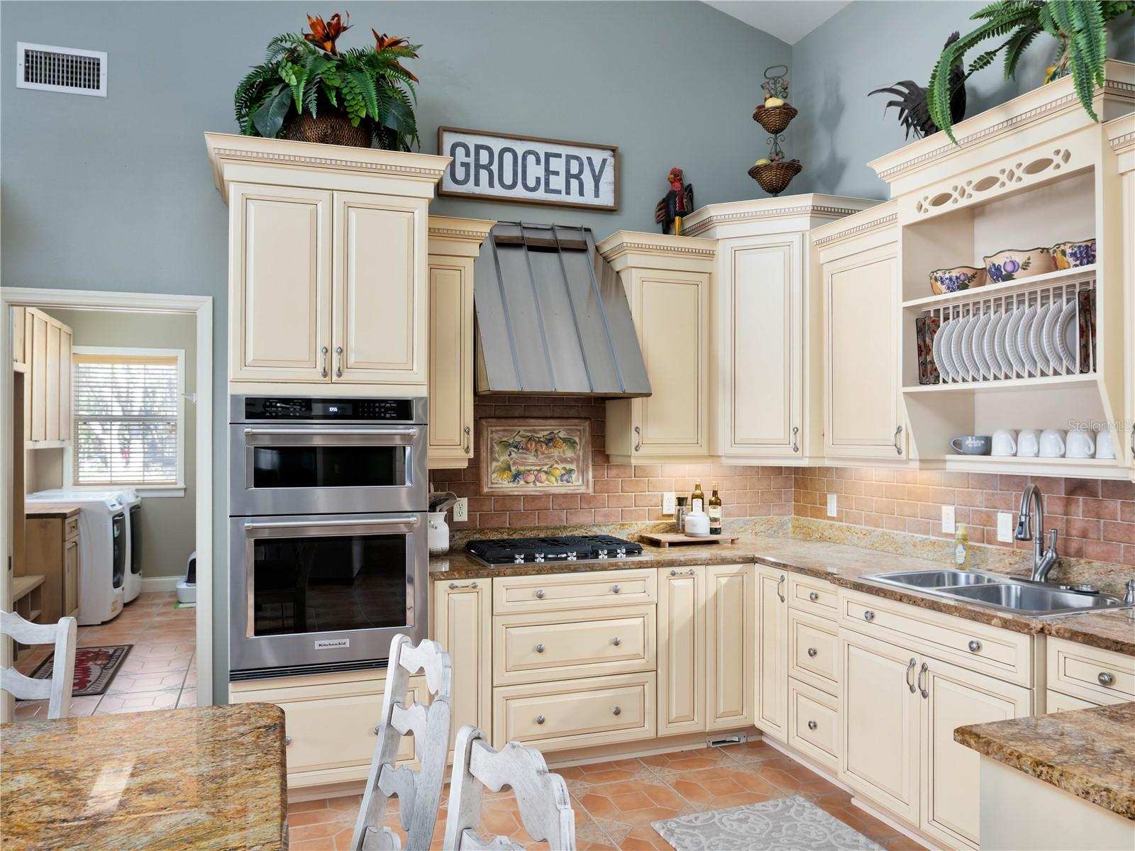 Image 17 of 55 For 14020 106th Street