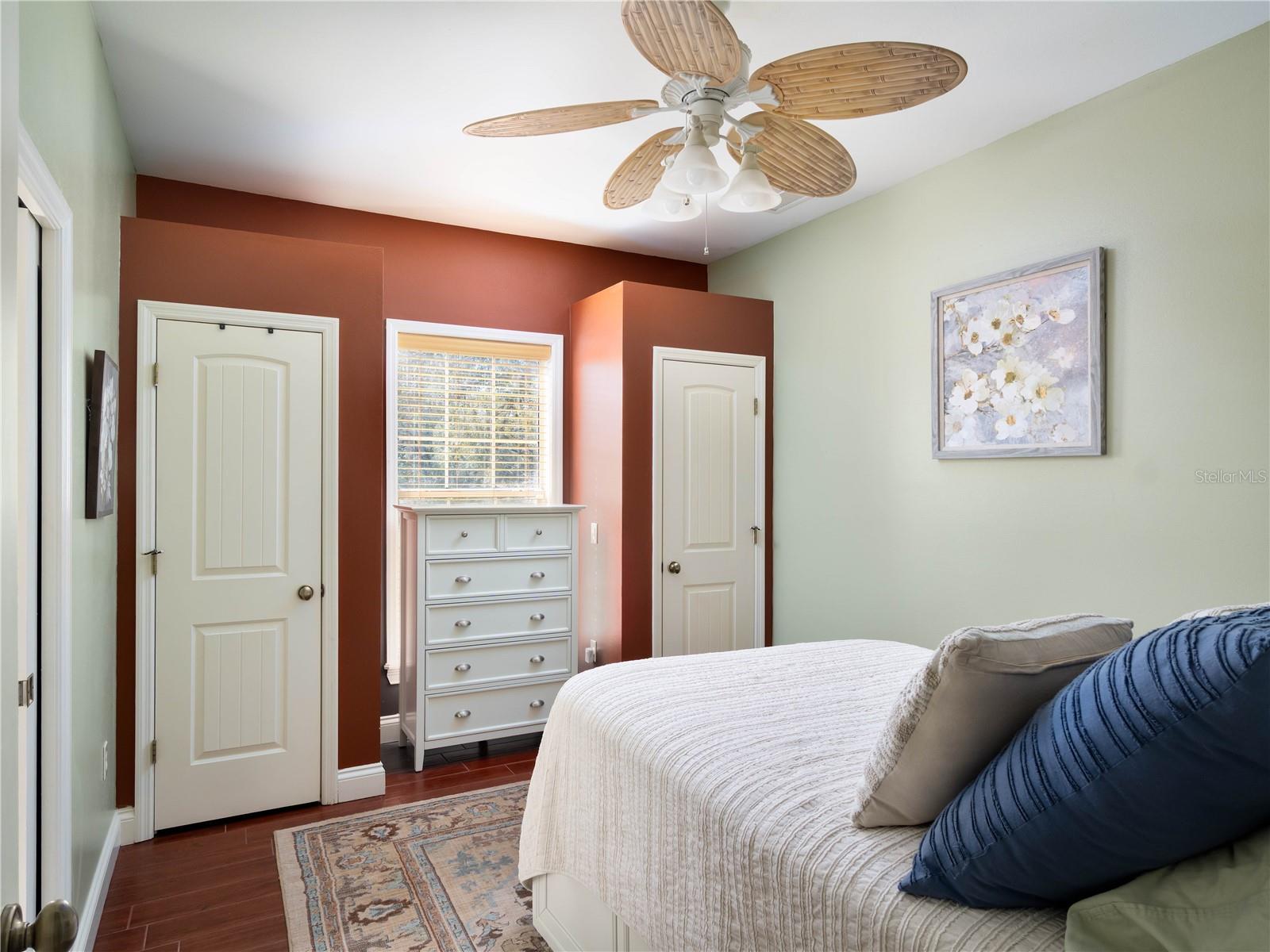 Image 25 of 55 For 14020 106th Street