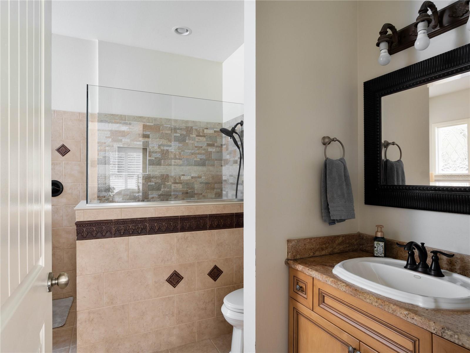 Image 37 of 55 For 14020 106th Street