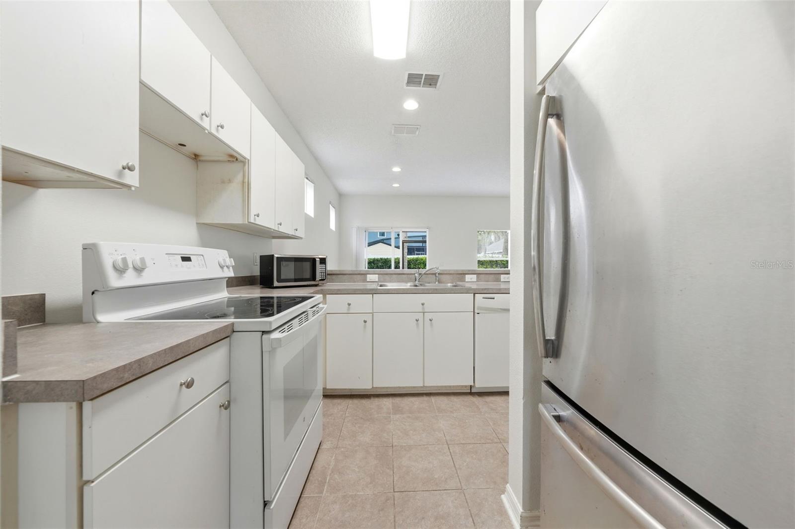 Image 10 of 30 For 2227 Brancaster Circle