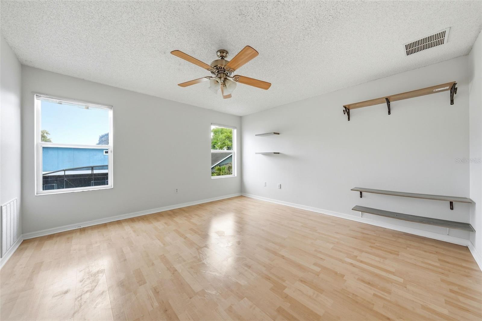 Image 18 of 30 For 2227 Brancaster Circle