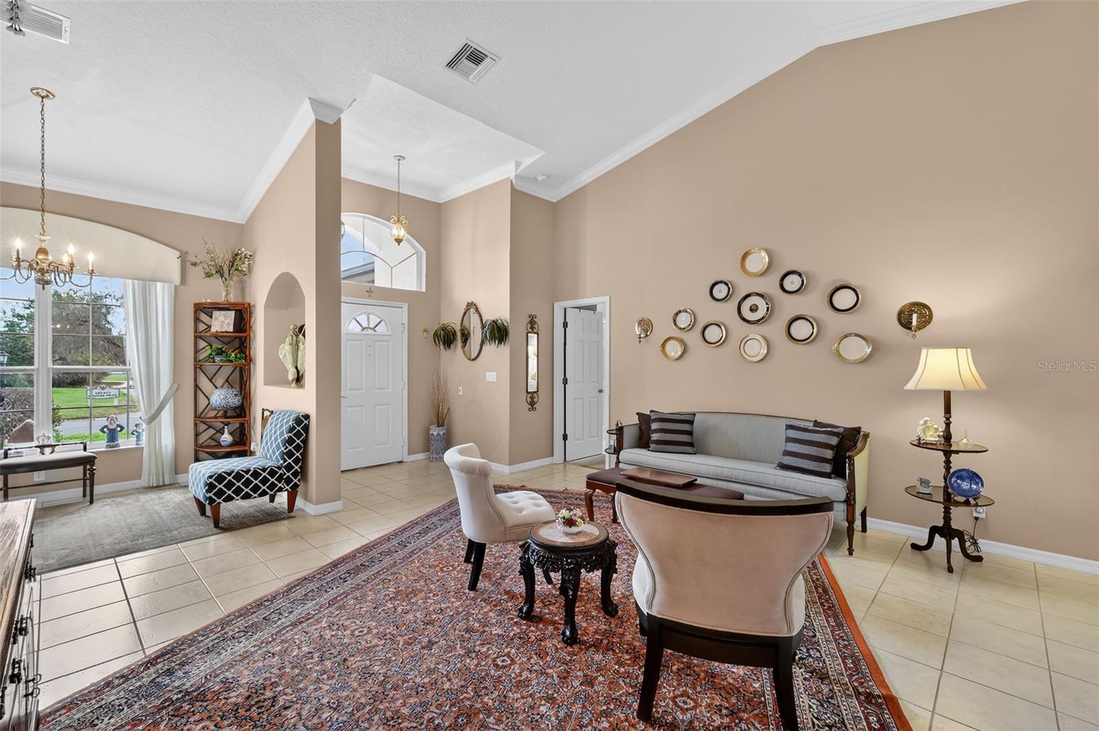 Image 11 of 49 For 5154 Aurora Drive