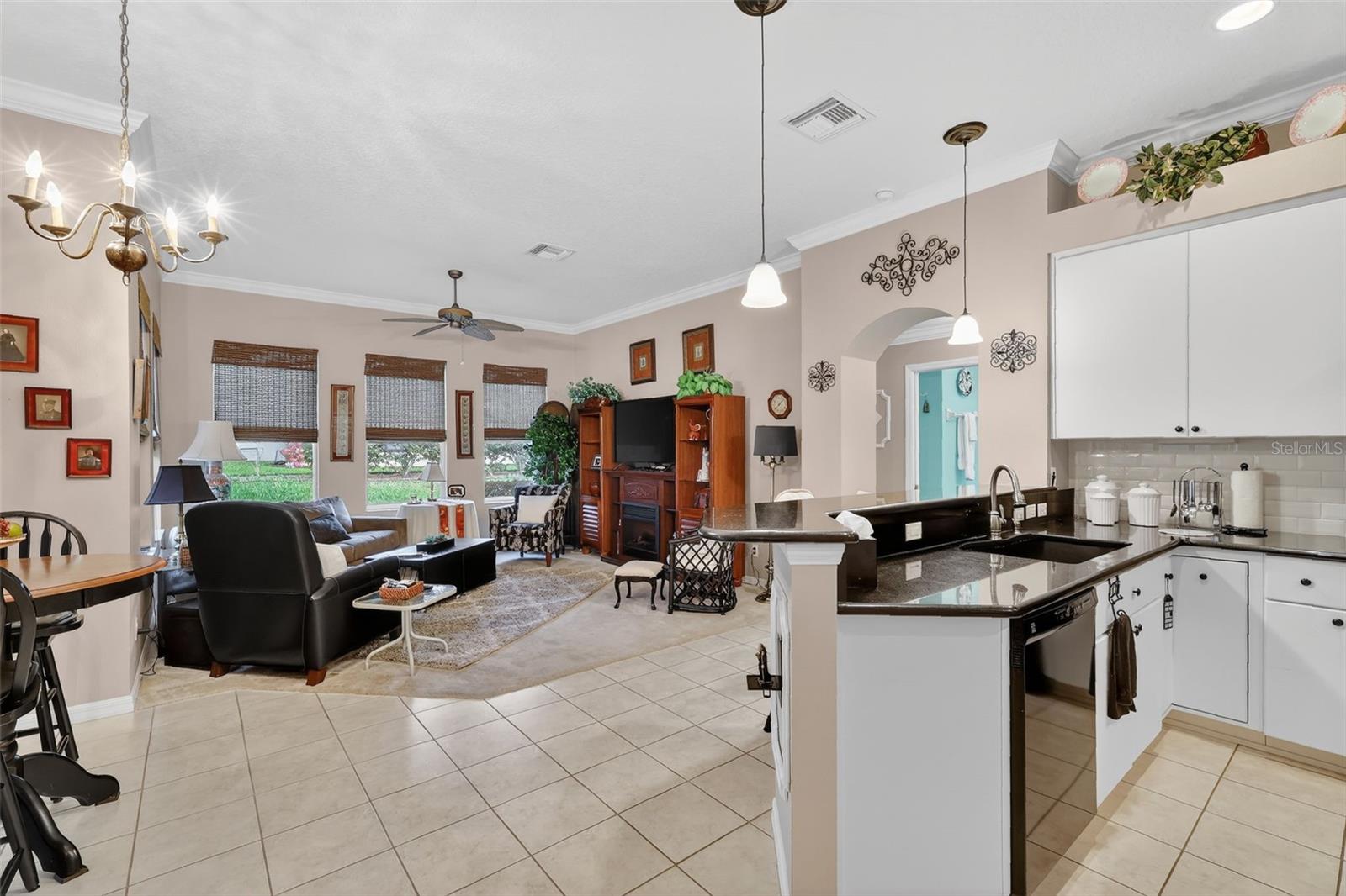 Image 14 of 49 For 5154 Aurora Drive