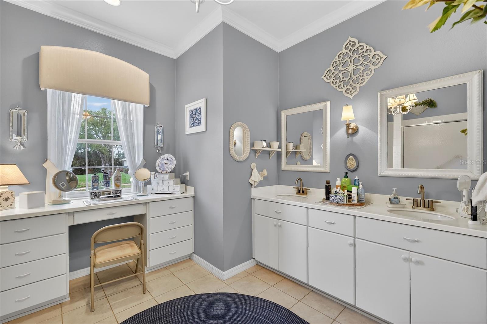 Image 27 of 49 For 5154 Aurora Drive