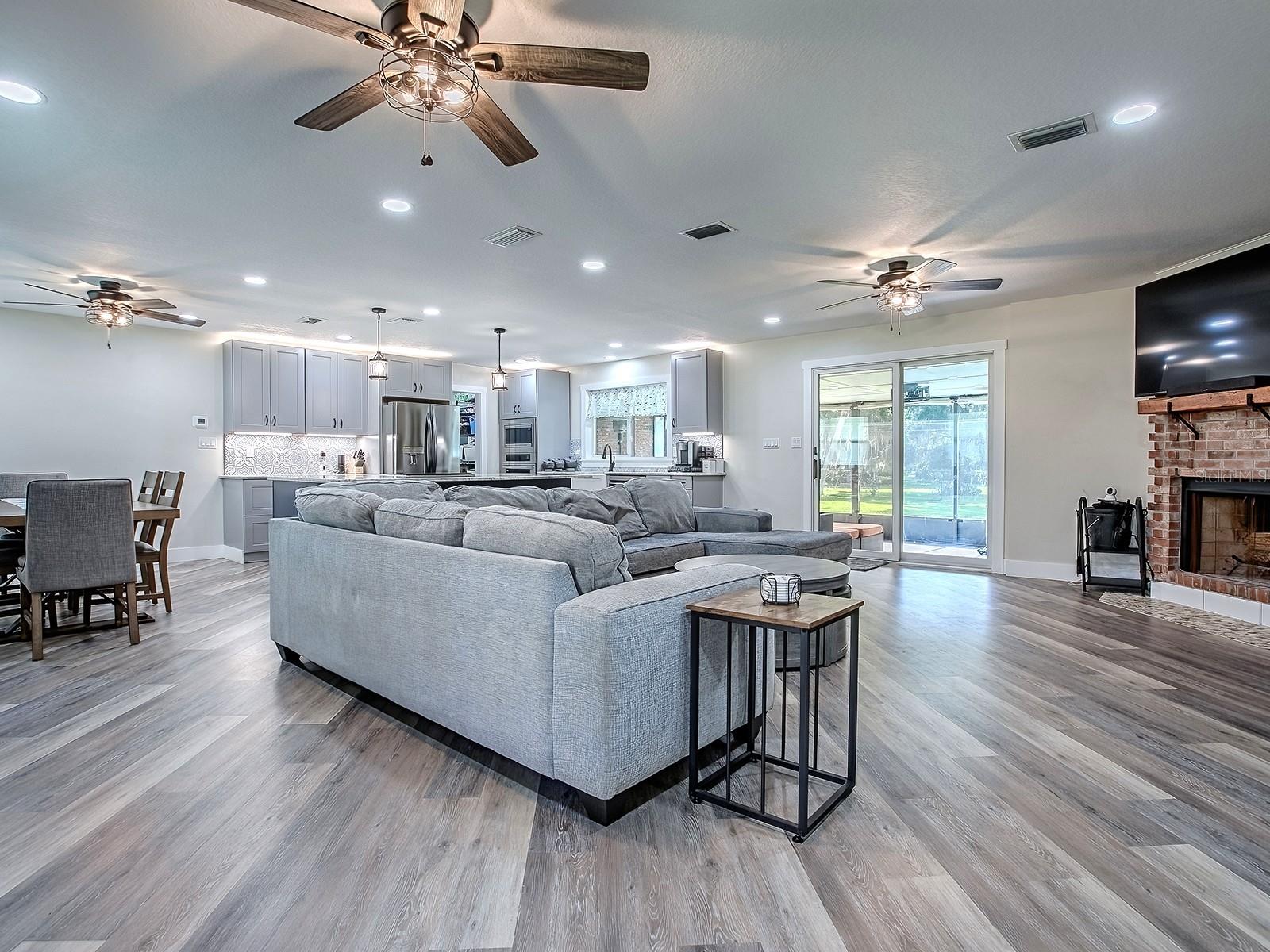 Image 15 of 55 For 111 Cardinal Lane