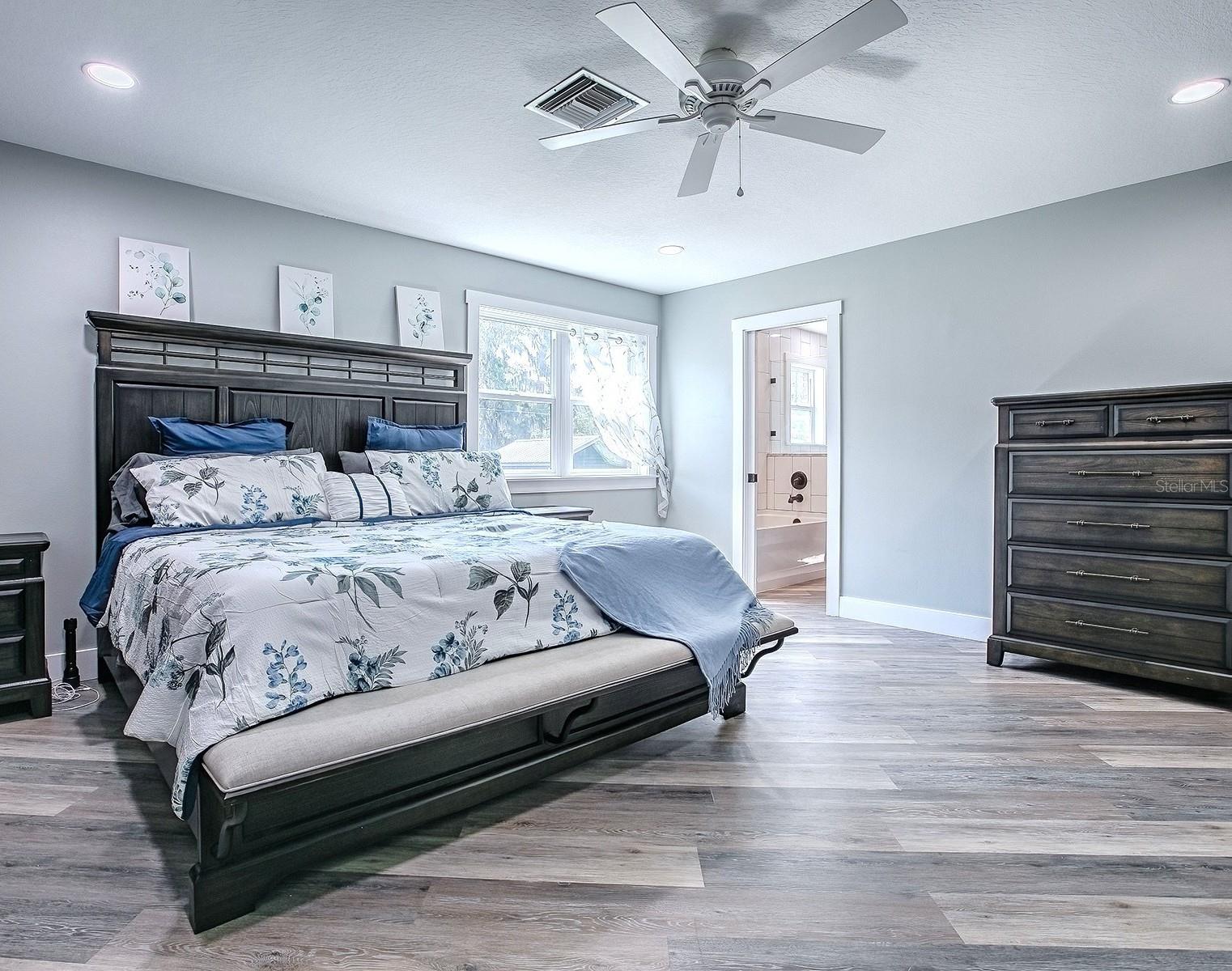 Image 18 of 55 For 111 Cardinal Lane