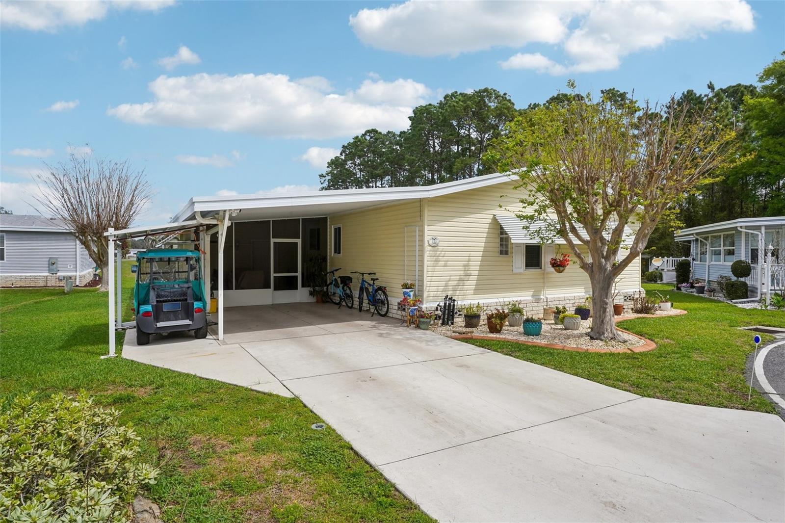 Details for 122 Tamarisk Way, LEESBURG, FL 34748