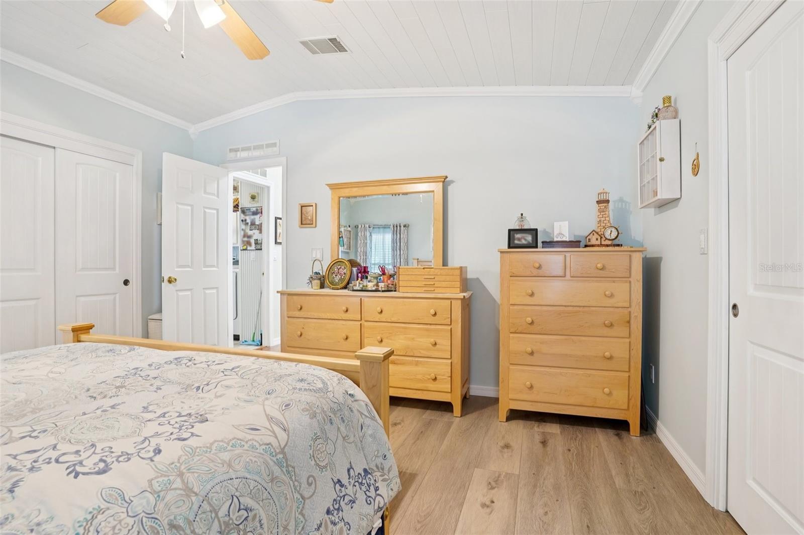 Image 21 of 59 For 122 Tamarisk Way