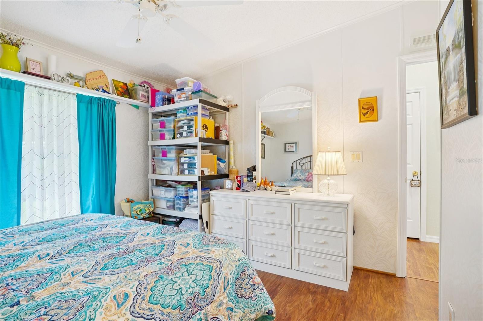 Image 28 of 59 For 122 Tamarisk Way