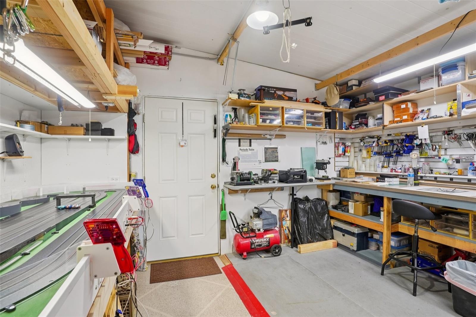 Image 38 of 59 For 122 Tamarisk Way