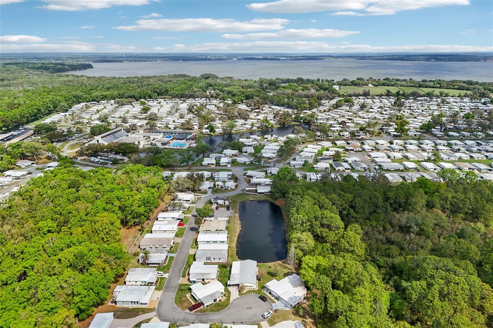 Image 47 of 59 For 122 Tamarisk Way