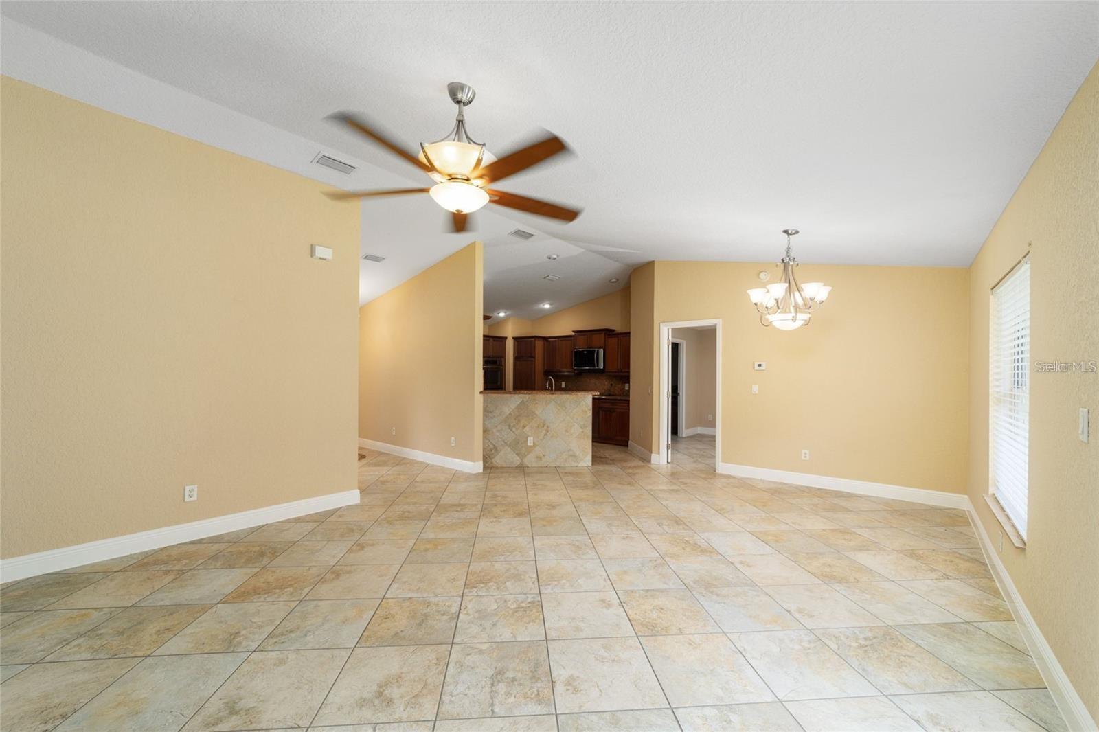 Image 18 of 53 For 4 Malauka Pass Place