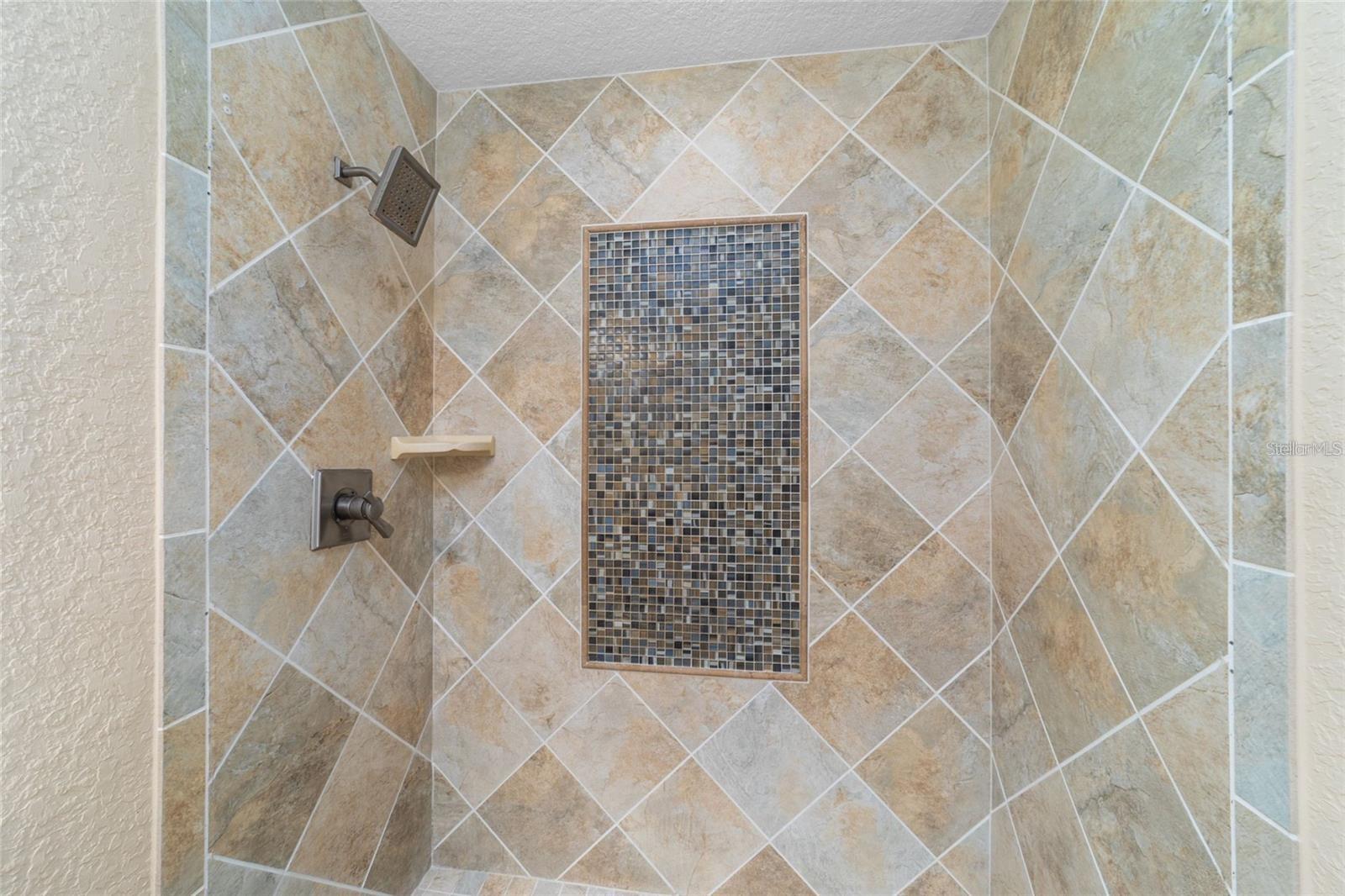 Image 33 of 53 For 4 Malauka Pass Place