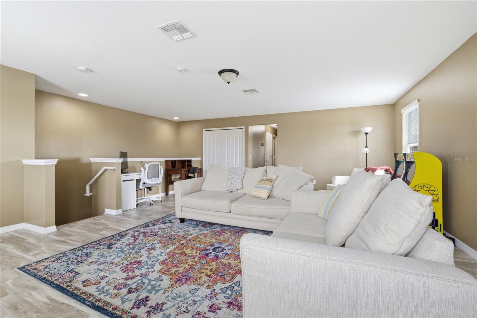 Image 12 of 47 For 722 Black Eagle Drive