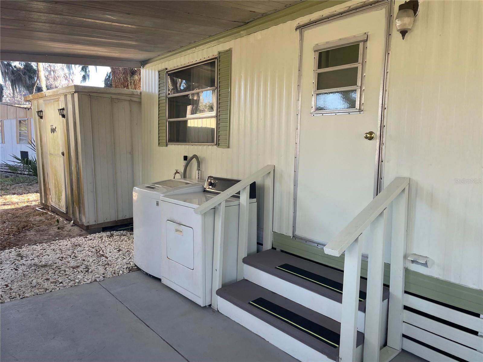 Image 4 of 26 For 1079 7th Boulevard