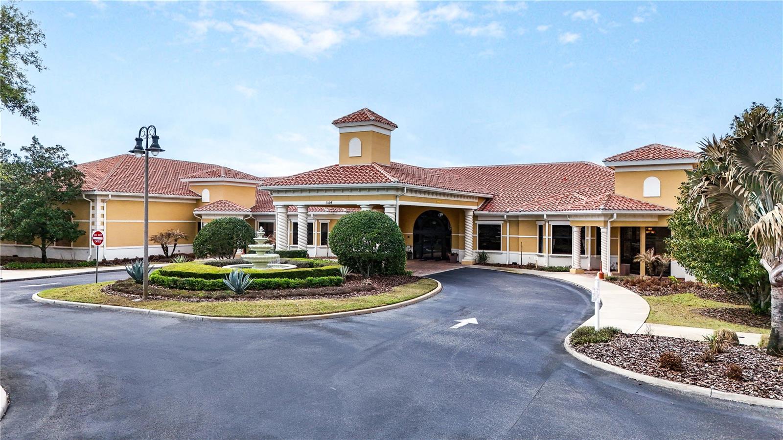 Image 3 of 41 For 3651 Limestone Street