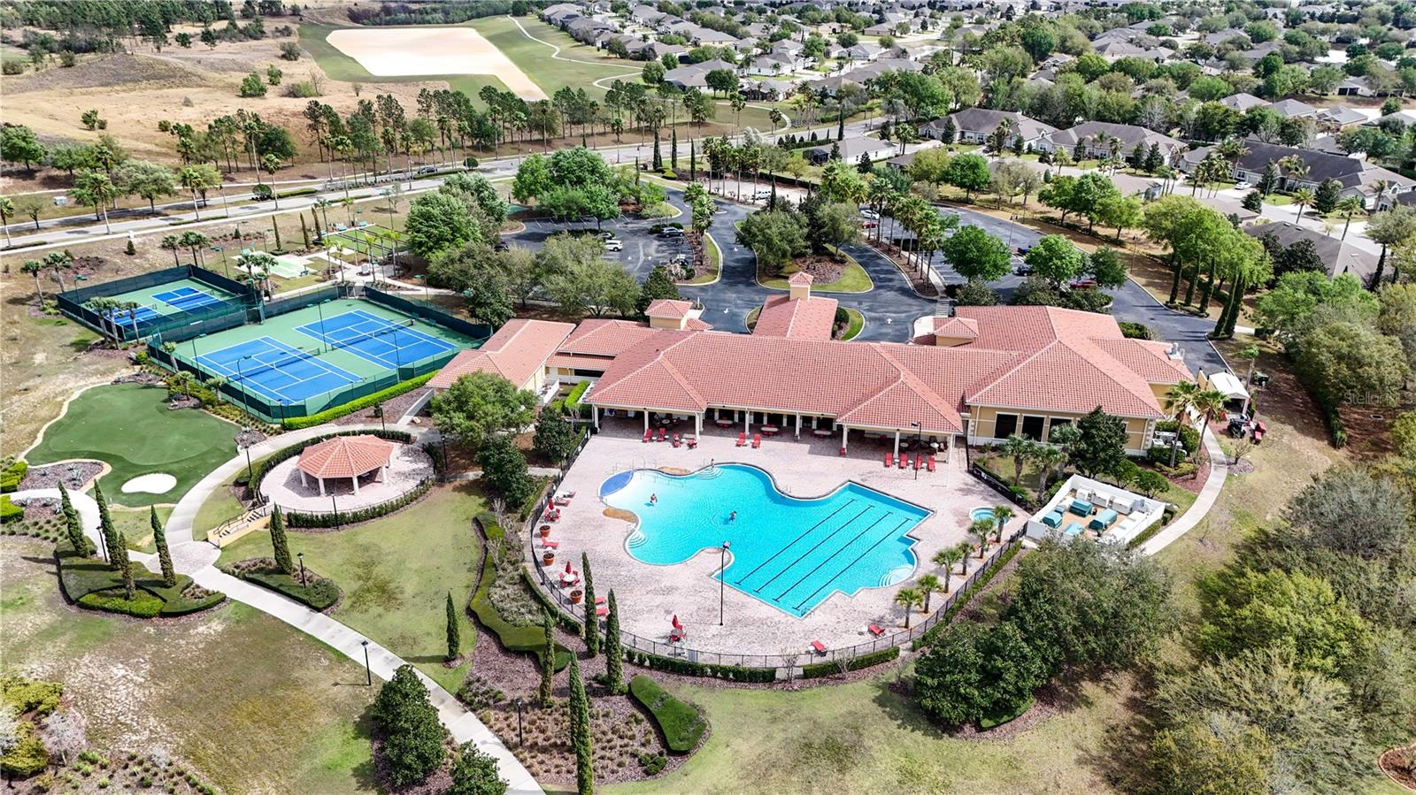 Image 35 of 41 For 3651 Limestone Street