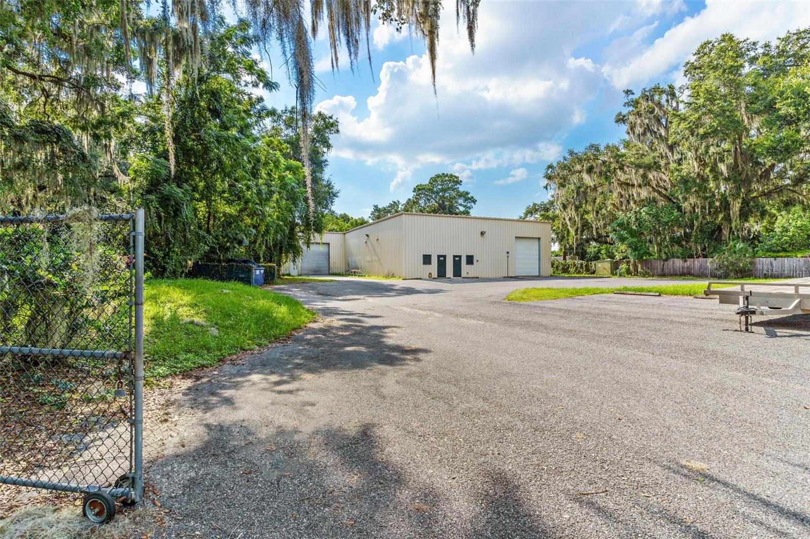 Image 16 of 17 For 125 Montclair Road 2