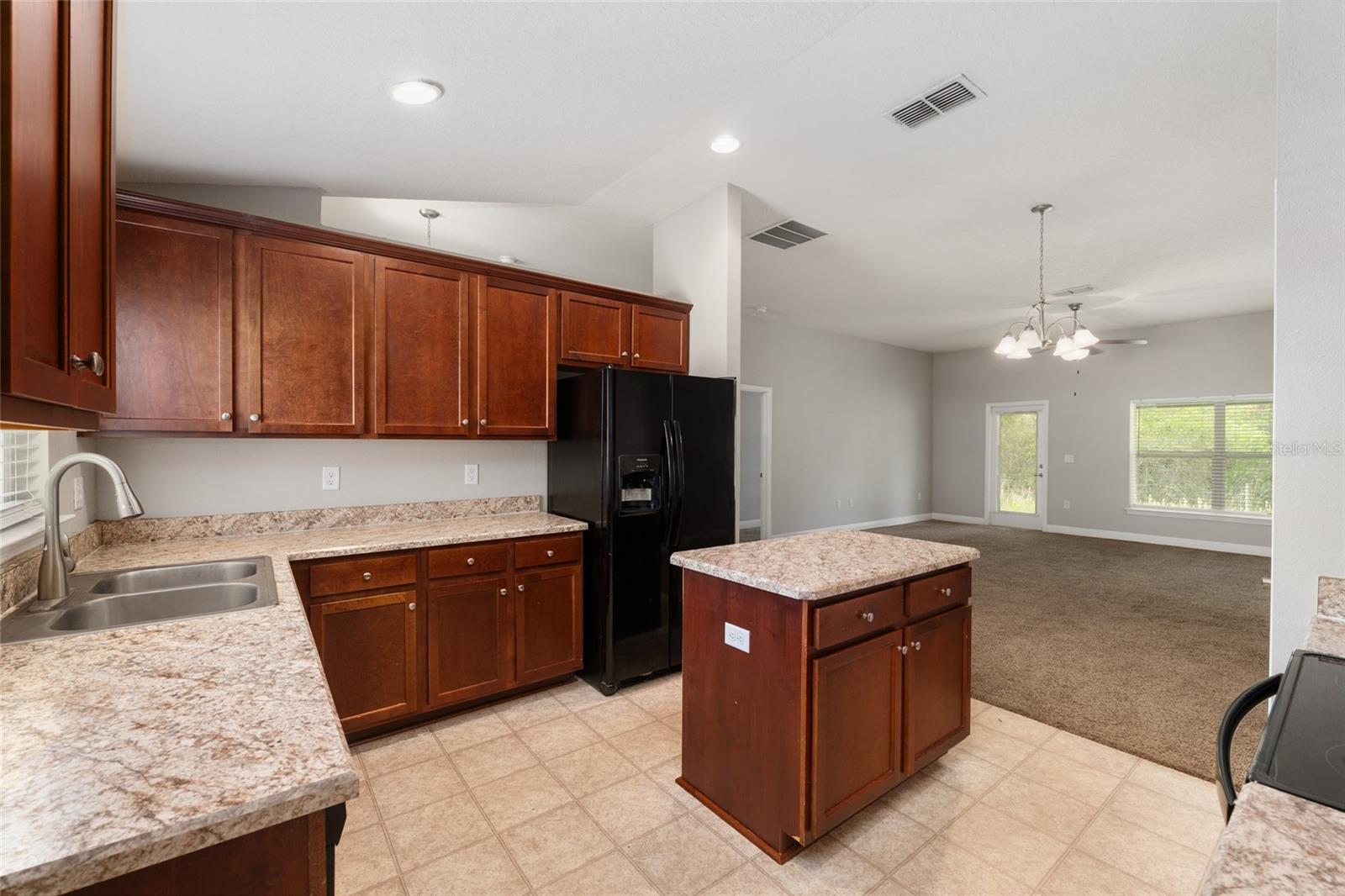 Image 24 of 71 For 806 Chelsea Avenue